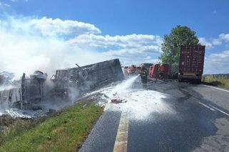 Tragédie na Havlíčkobrodsku. Po srážce kamionů jsou dva lidé mrtví - Novinky